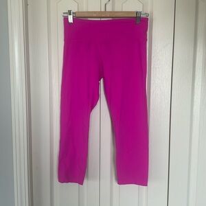 Lululemon Wunder Under Cropped Legging